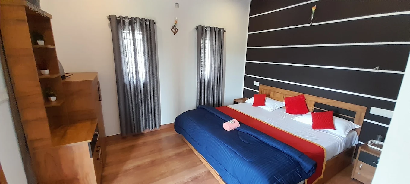 Honeymoon Suite Preview