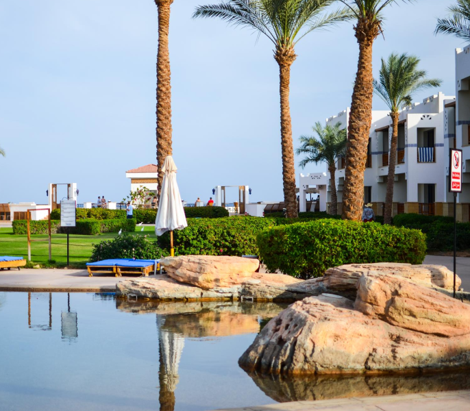 Happyland Resort pool